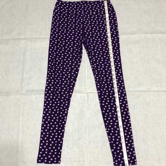 One size LuLaRoe leggings - Picture 2 of 5